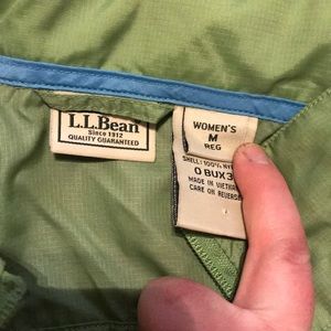 L.l bean wind breaker! Medium womens